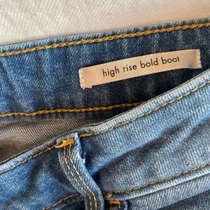 Wrangler high rise bold boot jeans size 12/32 worn one time need a smaller size